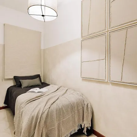 Tramonto - 3 Bedrooms And Balcony In Sant Antoni Barcelona